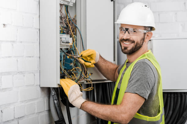 Best Commercial Electrician Services  in Manchester, IA