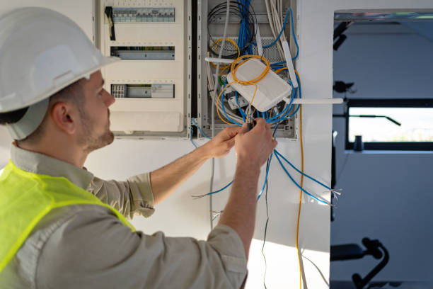  Manchester, IA Electrician Pros